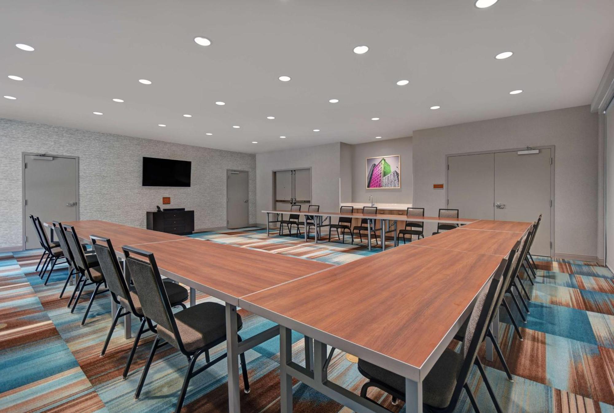 Home2 Suites By Hilton Raleigh North I-540 Екстериор снимка