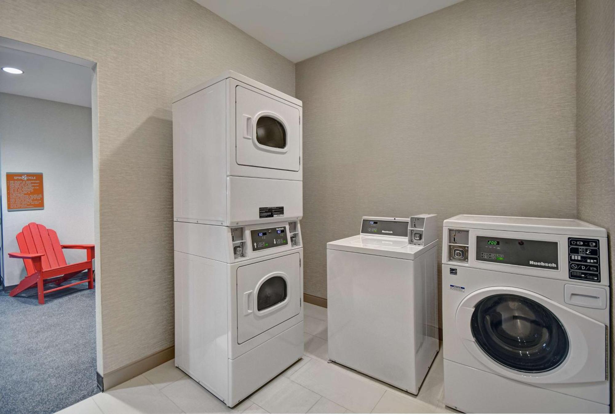 Home2 Suites By Hilton Raleigh North I-540 Екстериор снимка